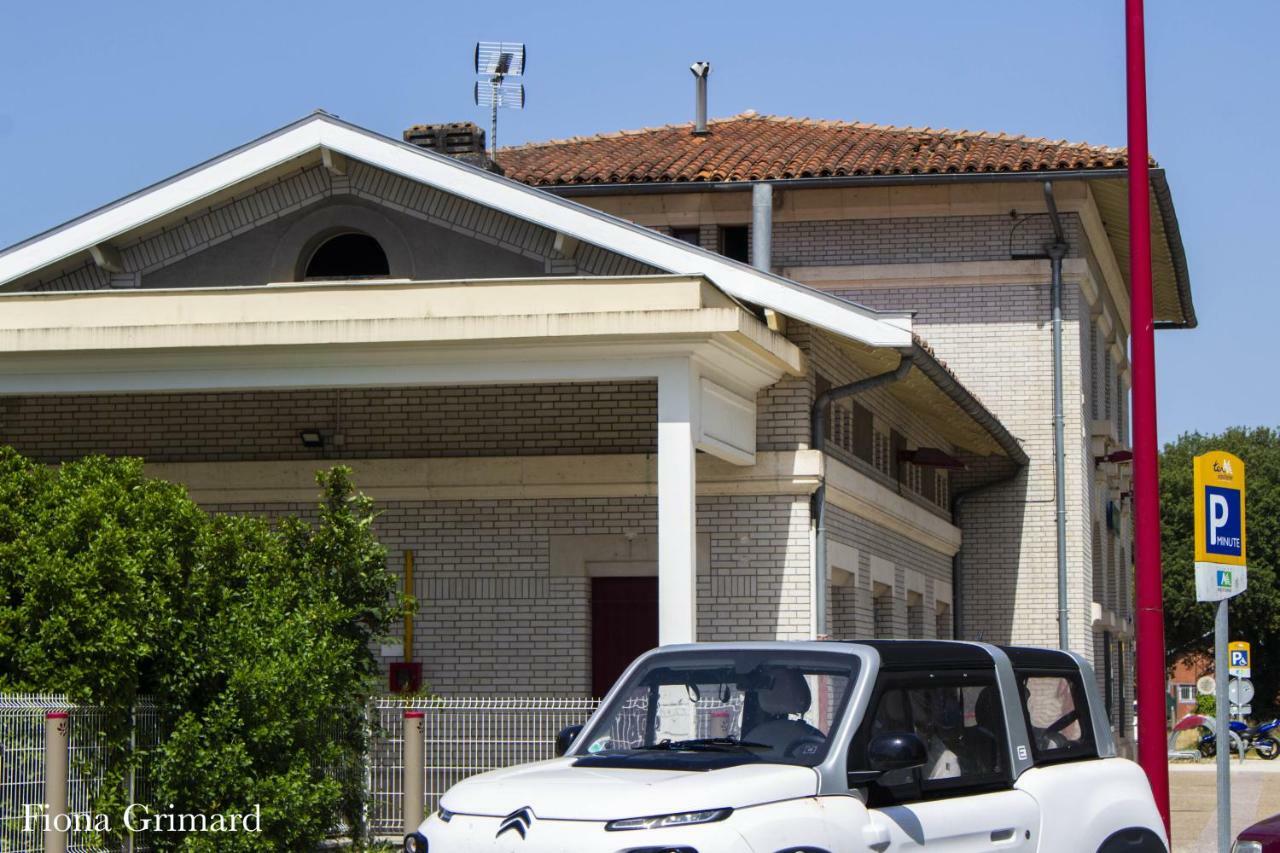 Appartements tourisme meublés Com'in Médoc Lesparre-Médoc Exterior foto